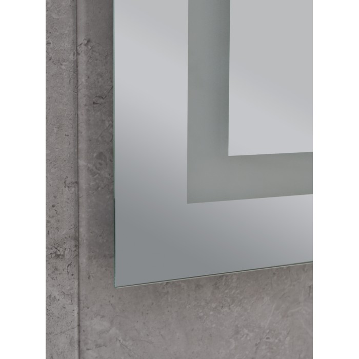 Дзеркало Mixxus HARD MR06-50x80 з Led Touch, Anti-fog, димером, регулятором яскравості, годинником (MI6011)